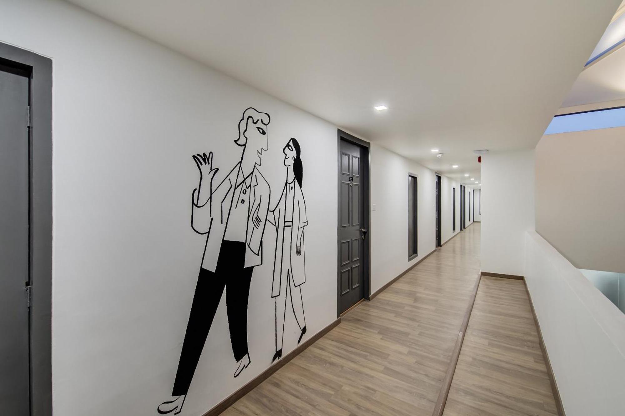 Super Townhouse Mg Road プネ エクステリア 写真